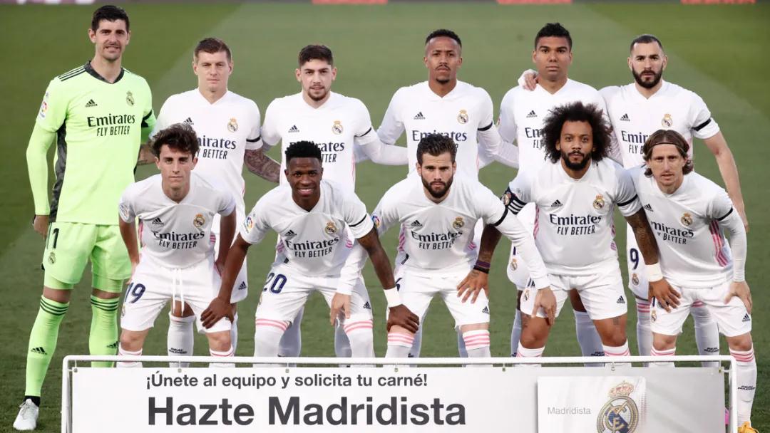 أفضللاعبفيالدوريالألماني2023جمالموسىلايتألق