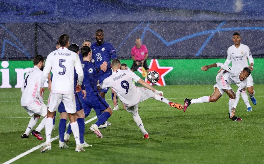 ميلان ضد ريال مدريدمعركة ساخنة في سوق الانتقالات